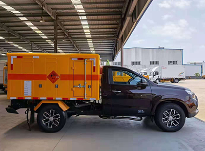 鹤壁爆破器材运输车