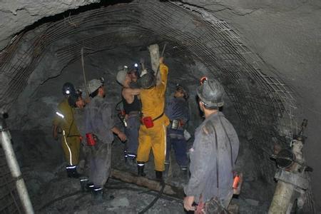 鹤壁工程爆破中的危险因素分析以及应对工程爆破危险的措施